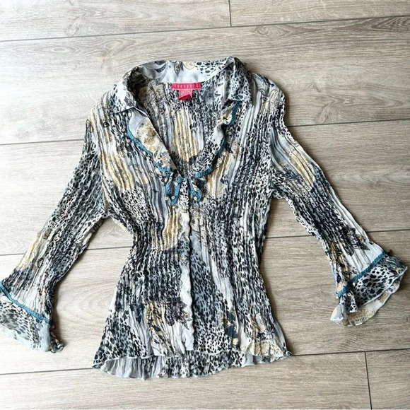 Funsport Animal Print  Sequins Ruffles Blouse - Picture 4 of 13